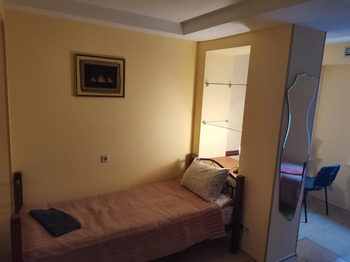 Westend Hostel 키예프 외부 사진