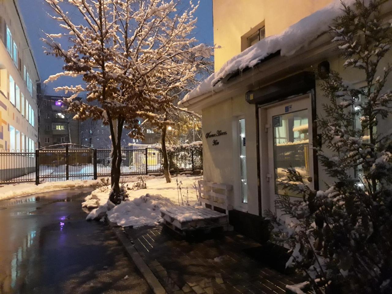 Westend Hostel 키예프 외부 사진